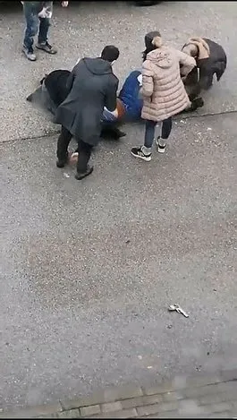 Bursa'da yakalanacağını anlayan saldırgan kendisini silahla vurdu - 3