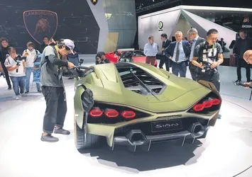 İşte 3.6 milyon dolarlık Lamborghini Sian...