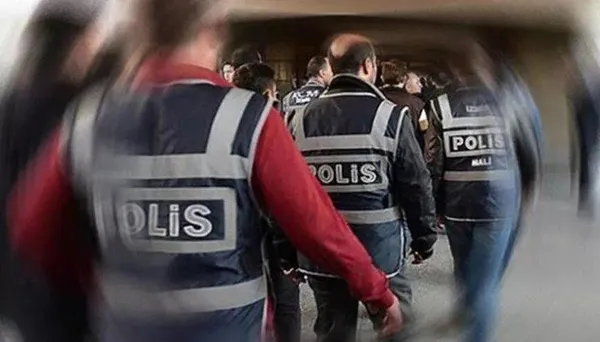 chpli-belediyeler-kasalarini-dhkp-cye-acti-molotof-paralari-chpli-belediyeden-1653192697898.jpeg CHP'li belediyeler kasalarını DHKP-C'ye açtı! Molotof paraları CHP'li belediyeden - 7