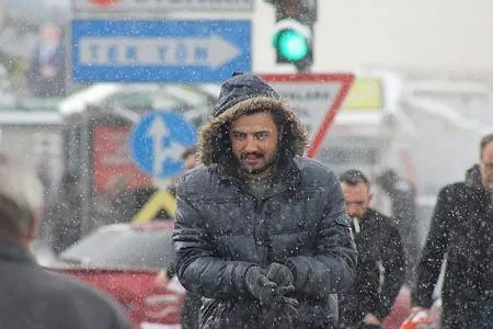 Kar yolları kapattı! Elektrikler kesildi, su şebekeleri dondu, okullar tatil - 16