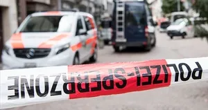 Berlin’de camiye mermili tehdit