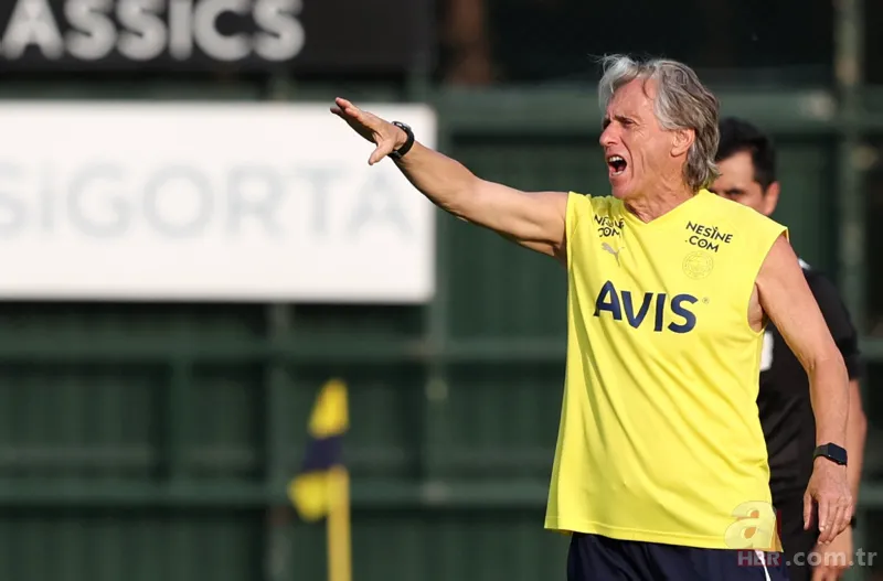 Fenerbahçe teknik direktörü Jorge Jesus sahadaki liderini seçti! 11