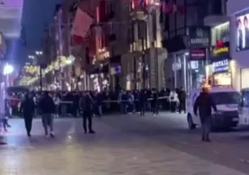 İstiklal Caddesi kapatıldı! İş merkezinin girişinde doğalgaz kaçağı tespit edildi