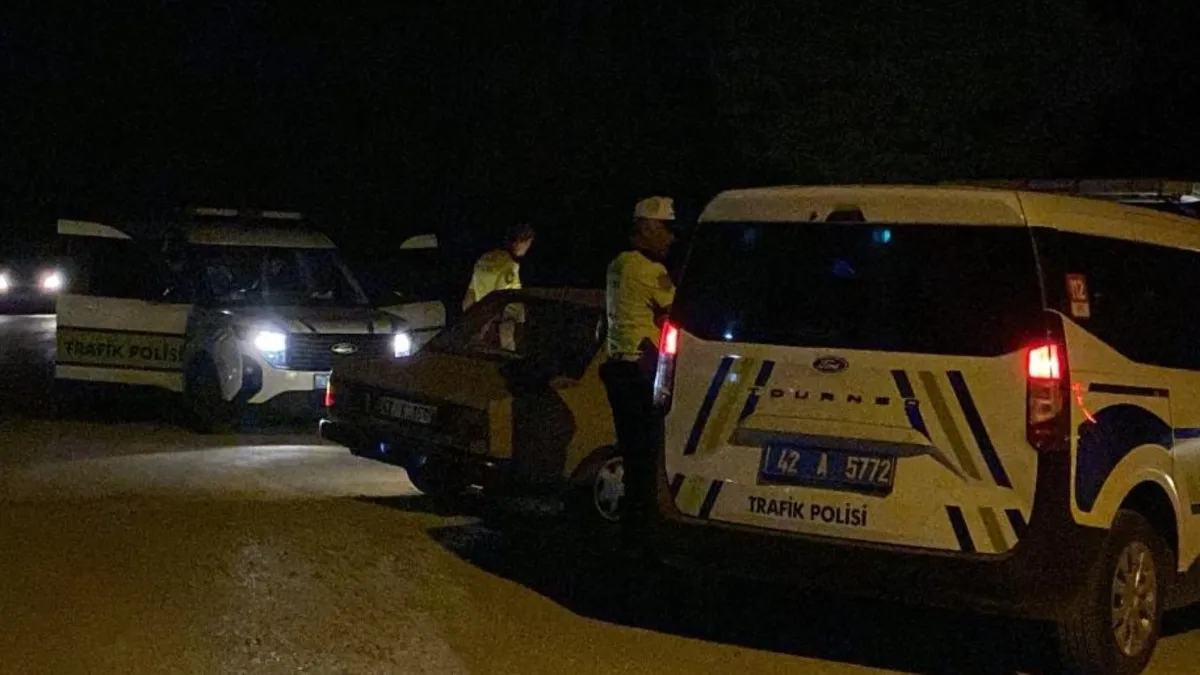 Konya'da dedesinden kalan otomobille polisten kaçtı: Ehliyetsiz olduğu ortaya çıktı