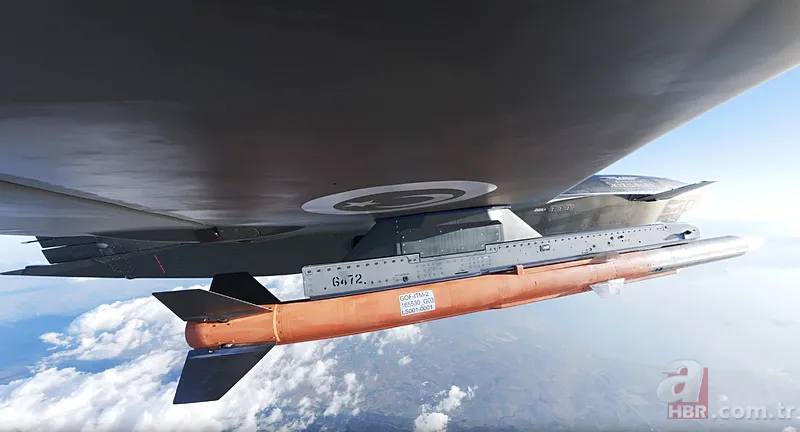 Gök Vatan’ın yerli muhafızı sahnede: Bayraktar KIZILELMA’dan milli donanımlarla gövde gösterisi 8