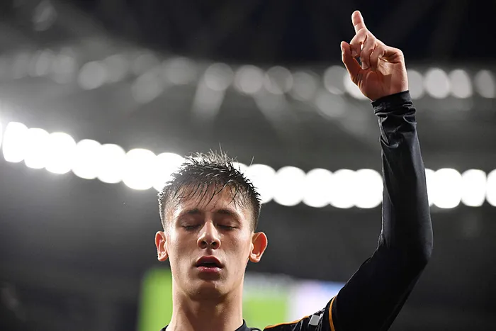 arda-guler-ikonik-gol-sevincinin-anlamini-acikladi-tevekkule-dayaniyor-1714405884083.jpg Arda Güler ikonik gol sevincinin anlamını açıkladı: Tevekküle dayanıyor... - 3