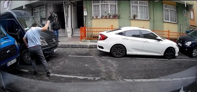 Hatalı park sürücüyü isyan ettirdi! Kendi aracına zarar verdi