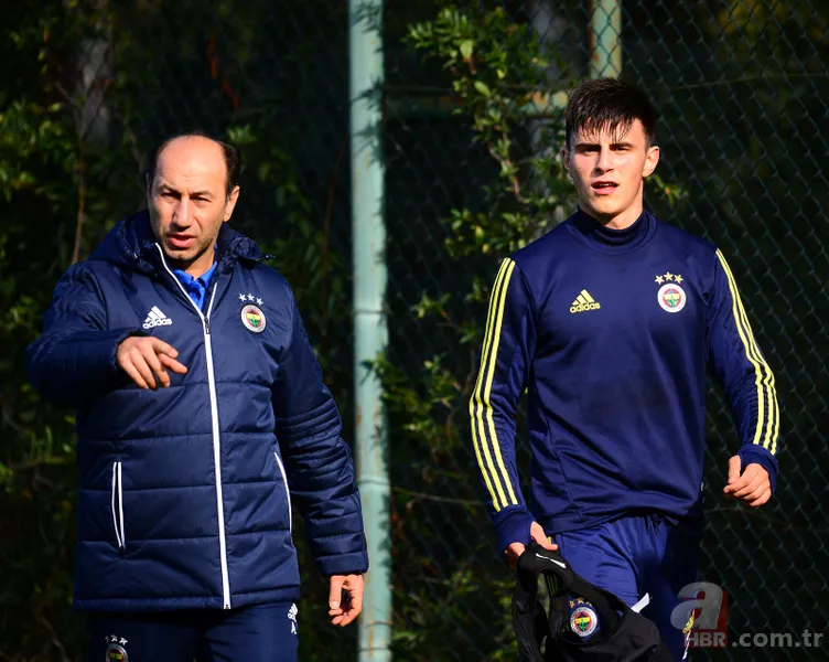 Eljif Elmas In Ilginc Hikayesi Utangacligindan Sakatim Diyemedi Sanal Basin