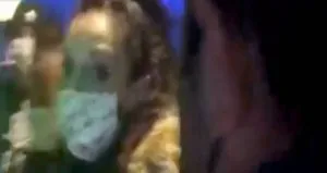 Gece kulübüne baskın : Çocuğumu seyretmeye geldim