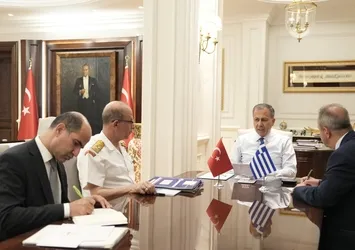 İçişleri Bakanı Ali Yerlikaya'dan Yunan Bakan Christos Stylianides'e 'ihlal' telefonu: Kabul edilemez