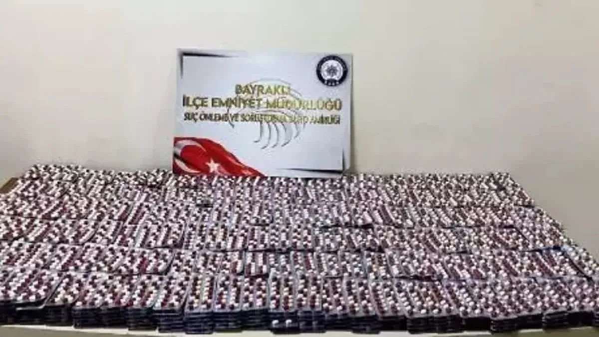 Uyuşturucu tacirlerinin evinden 3 bin sentetik hap ele geçirildi