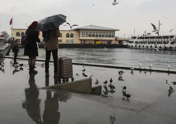 İstanbul ve Ankara'ya sağanak uyarısı! 5 bölge için alarm verildi