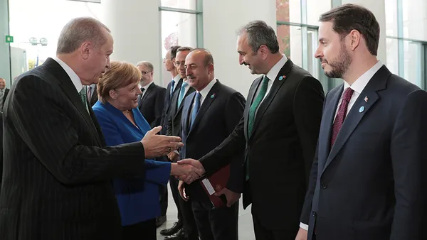 Başkan Erdoğan’dan Can Dündar sorusuna sert yanıt: Kendisi bir ajandır! İade edilmeli