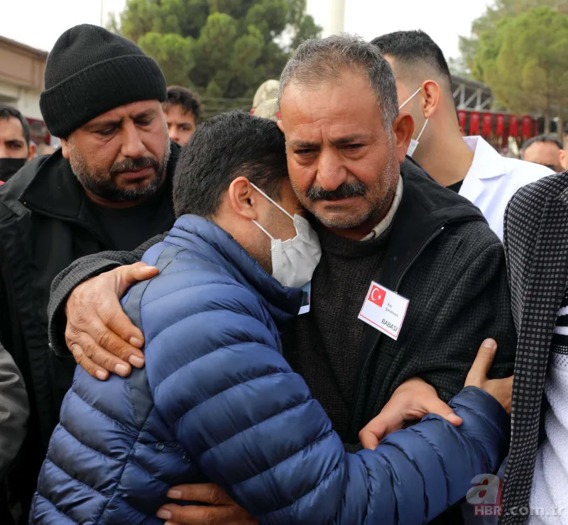 Şehit Uzman Çavuş Savaş Dinç'e son veda! Yürek yakan anlar: Babasını asker selamıyla uğurladı 9