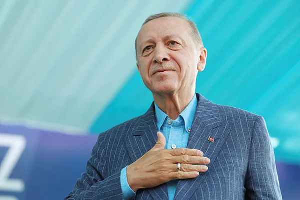 Başkan Erdoğan’dan TRT’de 2. tur Cumhurbaşkanlığı seçimi mesajı: Aydınlık bir geleceğe kapı aralayacaksınız