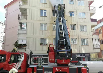 Ataşehir'de yangın paniği