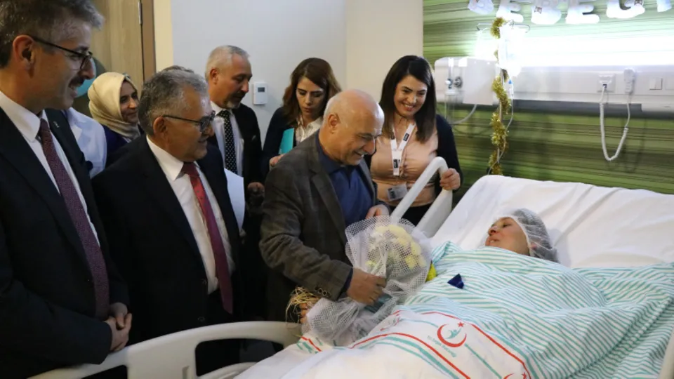 Kayseri'de yeni yılın ilk bebeği 'Recep Tayyip' oldu