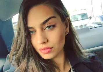Amine Gülşe hastane odasından paylaştı