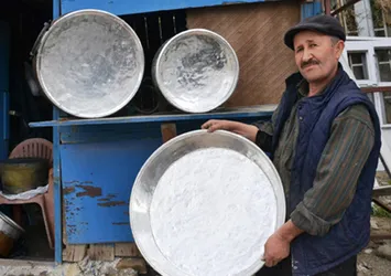 4 metrekarelik alan ekmek kapısı oldu