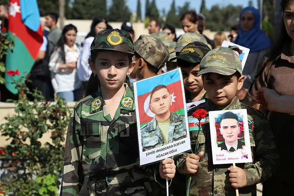 azerbaycanin-karabag-bolgesinde-isgal-rejimi-kuran-sozde-ermeni-yonetimi-kendini-feshetti-1695888165834.jpg Karabağ bölgesinde işgal rejimi kuran sözde Ermeni yönetimi kendini feshetti - 6