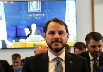 Büyük enerji atılımlarına Berat Albayrak imzası! Türkiye sınırı olmayan Macaristan’a doğalgaz ihraç edecek