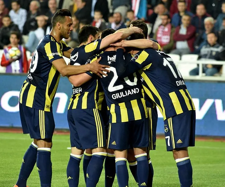 Fenerbahçe’de yaprak dökümü! İşte gidecek 8 futbolcu..
