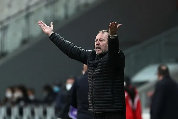 Son dakika! Beşiktaş Sergen Yalçın ile anlaşma sağladı!