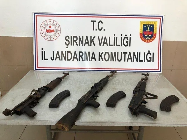 Şırnak'ta teröristlerin inleri imha edildi! 20 mağara ve 35 sığınak - 1