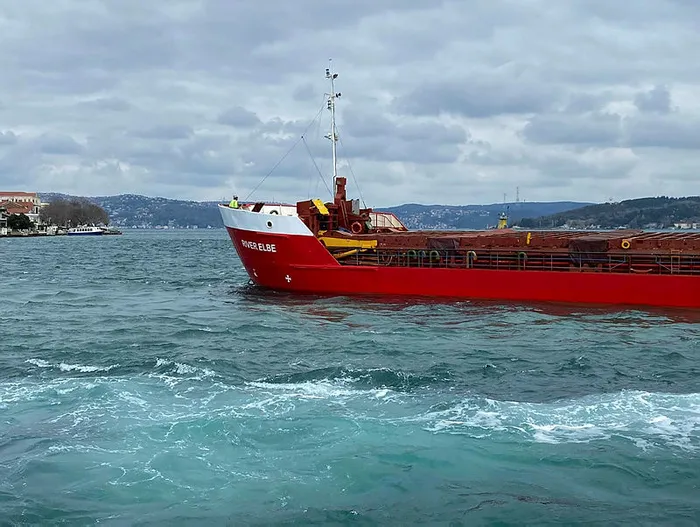 Son dakika: İstanbul Boğazı’nda gemi arızası! Valilikten açıklama geldi