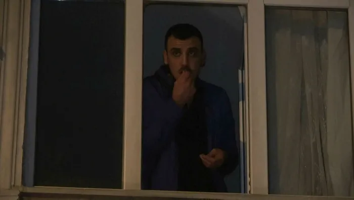 Bina yanarken oyun oynamaya devam ettiler! - 1