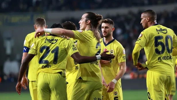 FB UEFA Avrupa Maçı Şifresiz Canlı İzle! Union Saint Gilloise - Fenerbahçe Maçı Şifresiz Hangi Kanalda? 7 Mart 23:00