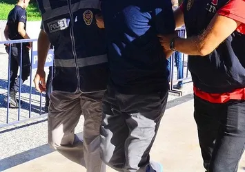 FETÖ'nün 'mahrem imamları' tutuklandı