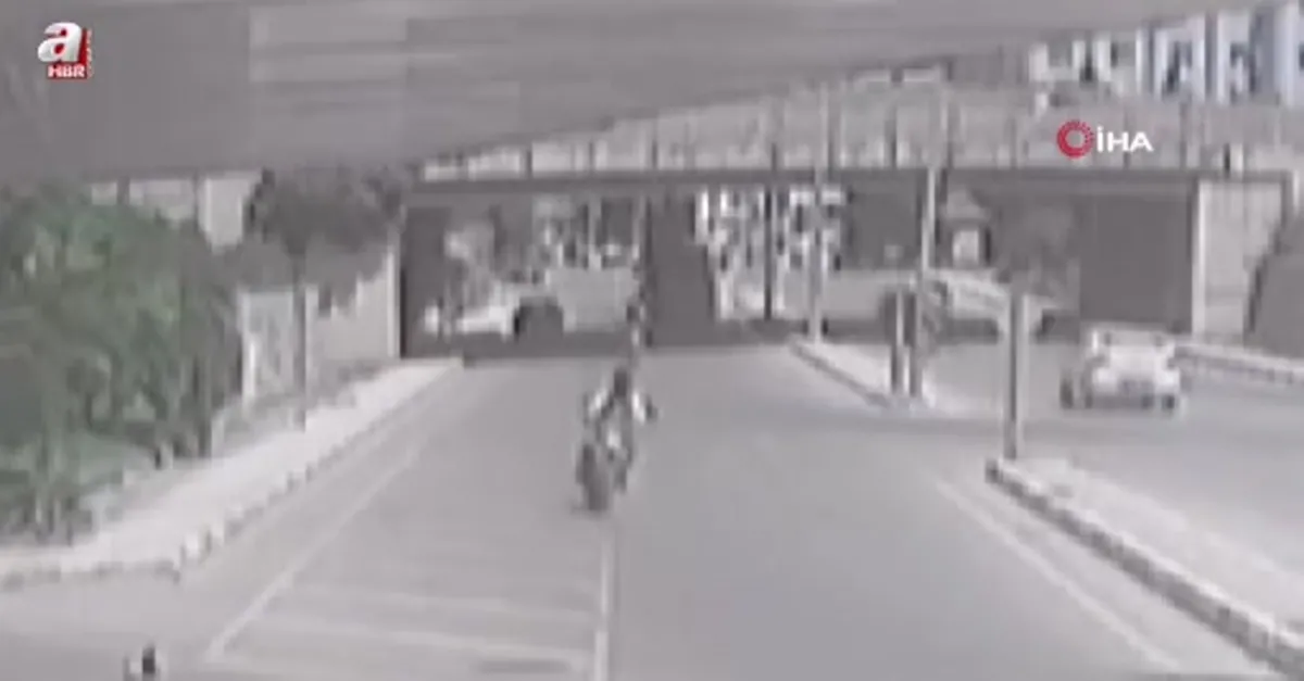 Vinç alt geçitte sıkıştı