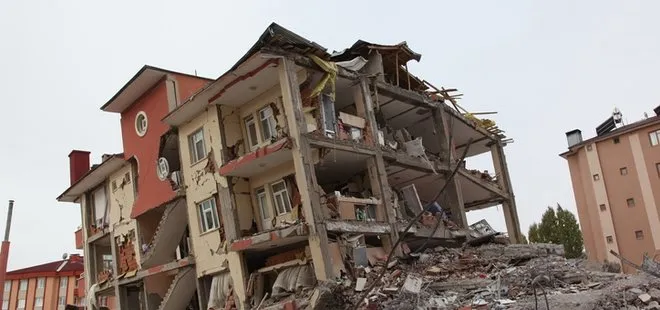 Büyük Marmara depremi kapıda mı? Peş peşe meydana gelen sarsıntılar neyin habercisi? Kandilli ve İTÜ'den İstanbul depremi açıklaması
