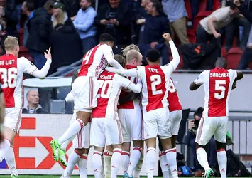 Ajax finale göz kırptı