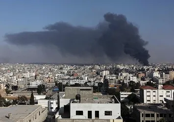İsrail, Gazze sınırında bir tüneli bombaladı