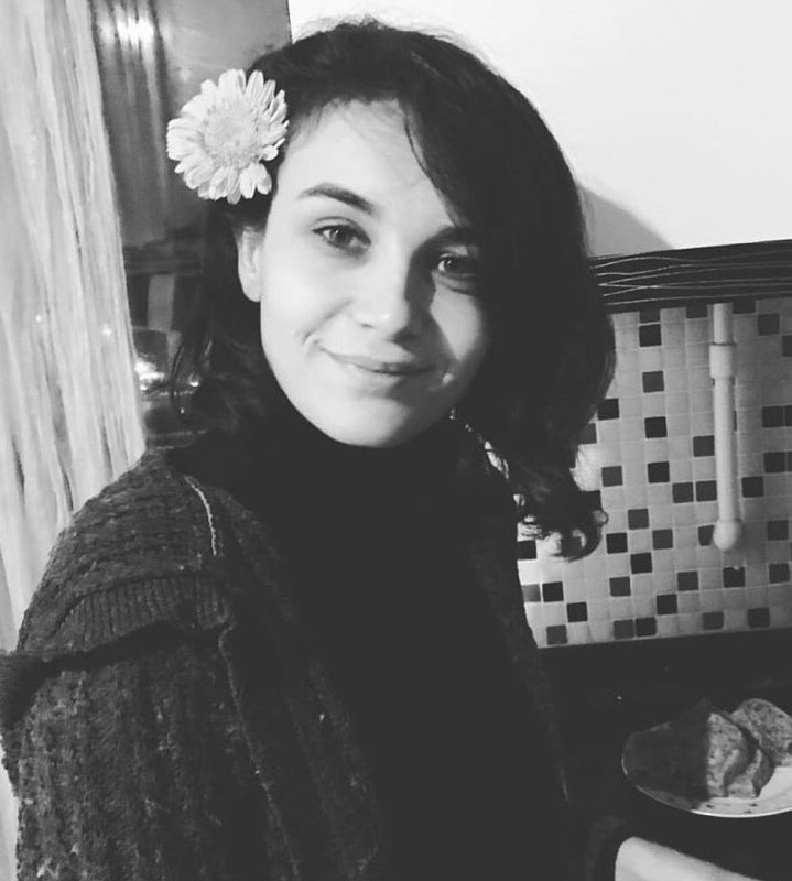 Bayramın ilk günü Karabük'ten kahreden görüntü! Eşini kendi elleriyle mezara koydu