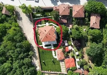 CHP'li Elif Köse'den sahte raporla kuzene kaçak villa kıyağı