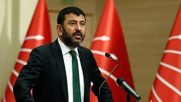 chp-lideri-ozgur-ozelin-akil-hocasi-veli-agbaba-ondan-icazet-alamayan-bircok-ismin-ustu-cizildi-1708404951355.jpeg CHP lideri Özgür Özel'in akıl hocası: Veli Ağbaba! Ondan "icazet" alamayan birçok ismin üstü çizildi - 4