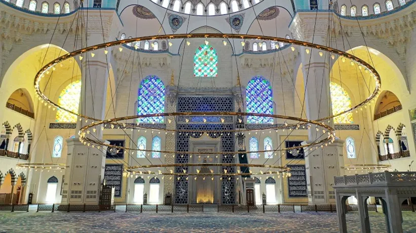 28 Mart Cuma hutbesi konusu: Ramazan’a Veda Ederken