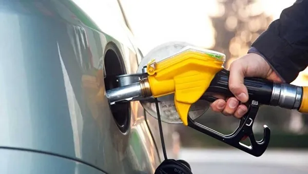 Son dakika: Araç sahiplerine güzel haber: Motorine indirim geliyor! Pompaya ne zaman yansıyacak? (23 Temmuz 2022 akaryakıt fiyatları) - 1