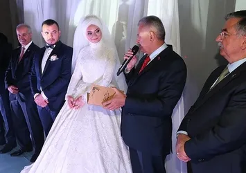 Başbakan Yıldırım yeğeninin nikah törenine katıldı