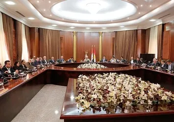 Barzani seçimleri 8 ay erteledi