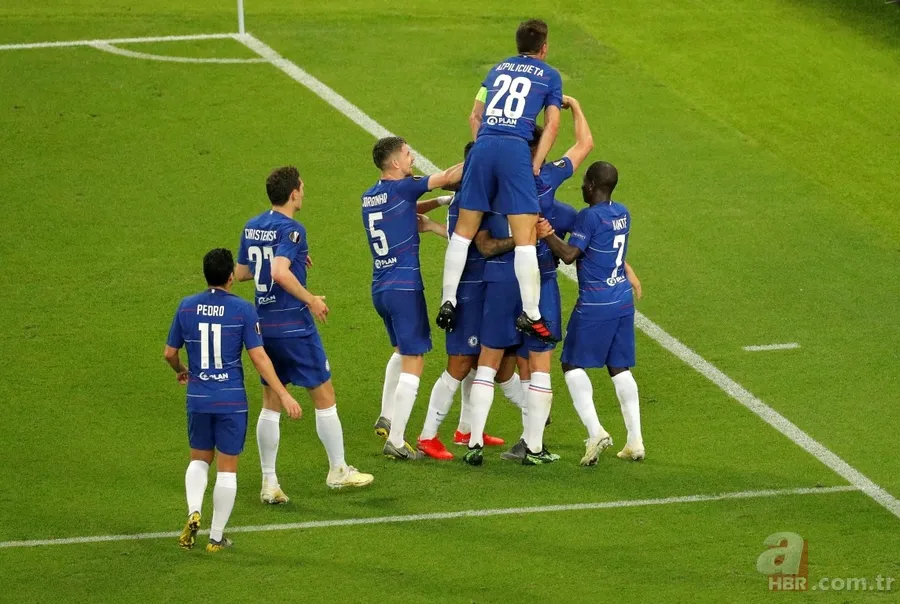 UEFA Avrupa Ligi finalinde Chelsea ezeli rakibi Arsenal'i geçip kupanın sahibi oldu! 23