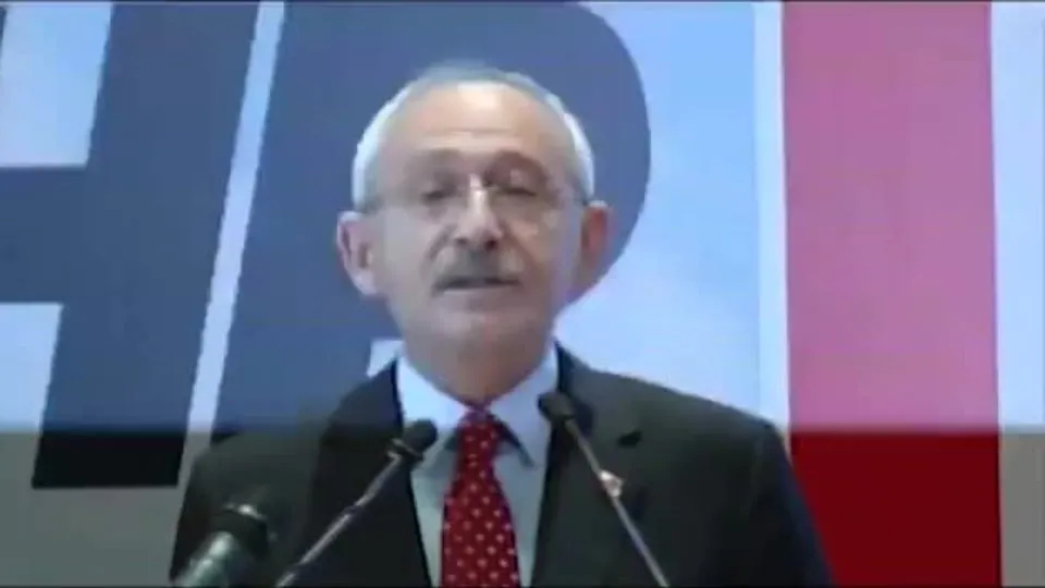 Kılıçdaroğlu bayrağımıza 'alçak' dedi