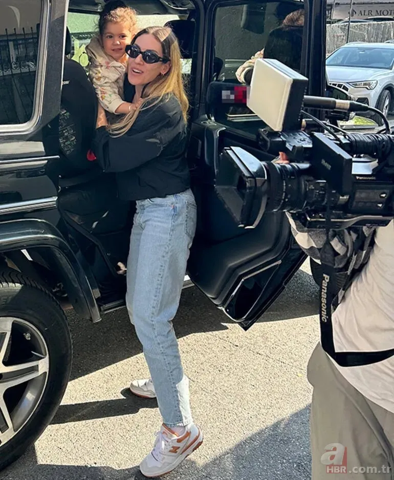 Kenan İmirzalıoğlu ve Sinem Kobal’ın kızı Lalin sosyal medyayı salladı! Bakın kime benzedi 3