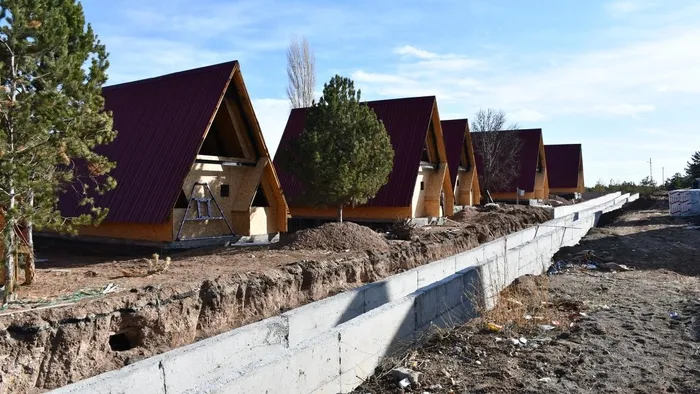 sahte-bungalov-ilanlarina-dikkat-milyonlarca-liralik-vurgun-yaptilar-1713682137167.jpg Sahte bungalov ilanlarına dikkat! Milyonlarca liralık vurgun yaptılar... - 1