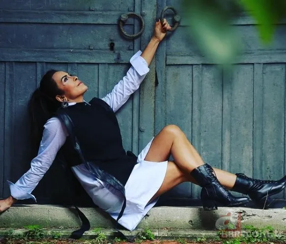 Nursel Köse paylaşımlarıyla sosyal medyayı salladı! Verdiği pozlarla gençlere taş çıkardı 11