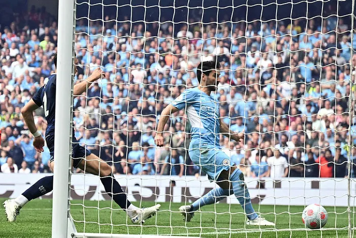 son-dakika-premier-ligde-manchester-city-sampiyon-oldu-ilkay-gundogan-takimini-geri-dondurdu-1653239994739.jpg Son dakika: Premier Lig'de Manchester City şampiyon oldu! İlkay Gündoğan takımını geri döndürdü - 5