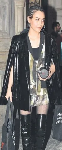 Ahu Yağtu ile Merve Çağıran pişti oldu - 1